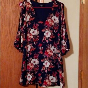 Lulu's slit sleeve dress